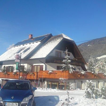 Отель Gostisce Uh- Planica Ратече Экстерьер фото